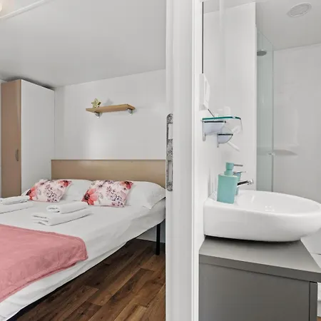 Holiday home Mobile 2