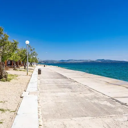 Mobile 2 Feriehus Šibenik