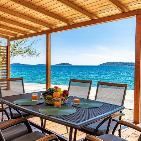 Holiday home Mobile 2 Sibenik